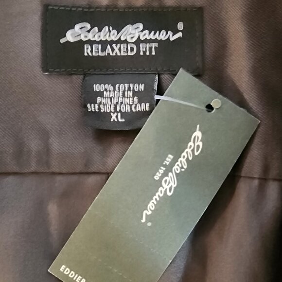 New! Eddie Bauer Button Down Long Sleeve Shirt 100% Cotton Size XL Olive Green - Picture 2 of 6